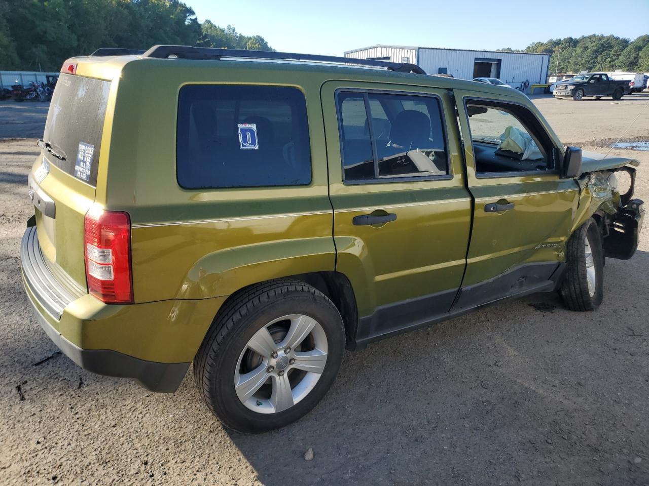 2012 Jeep Liberty (Patriot) VIN 1C4NJPBB6CD657098 Copart auction photo, all over damage thumbnail 3