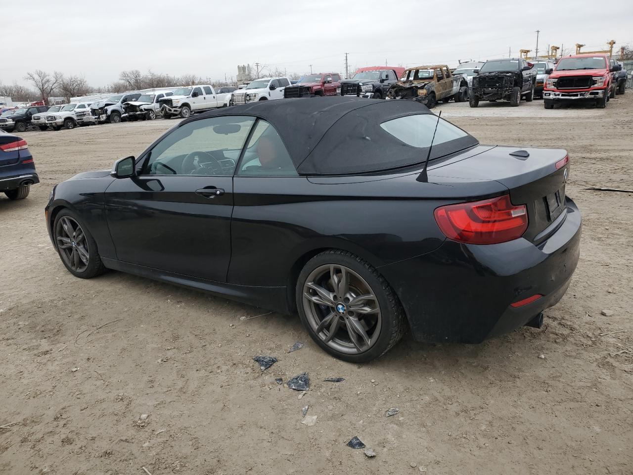 2015 BMW M2 VIN WBA1M1C5XFV393133 Copart auction photo, side / front end damage thumbnail 2