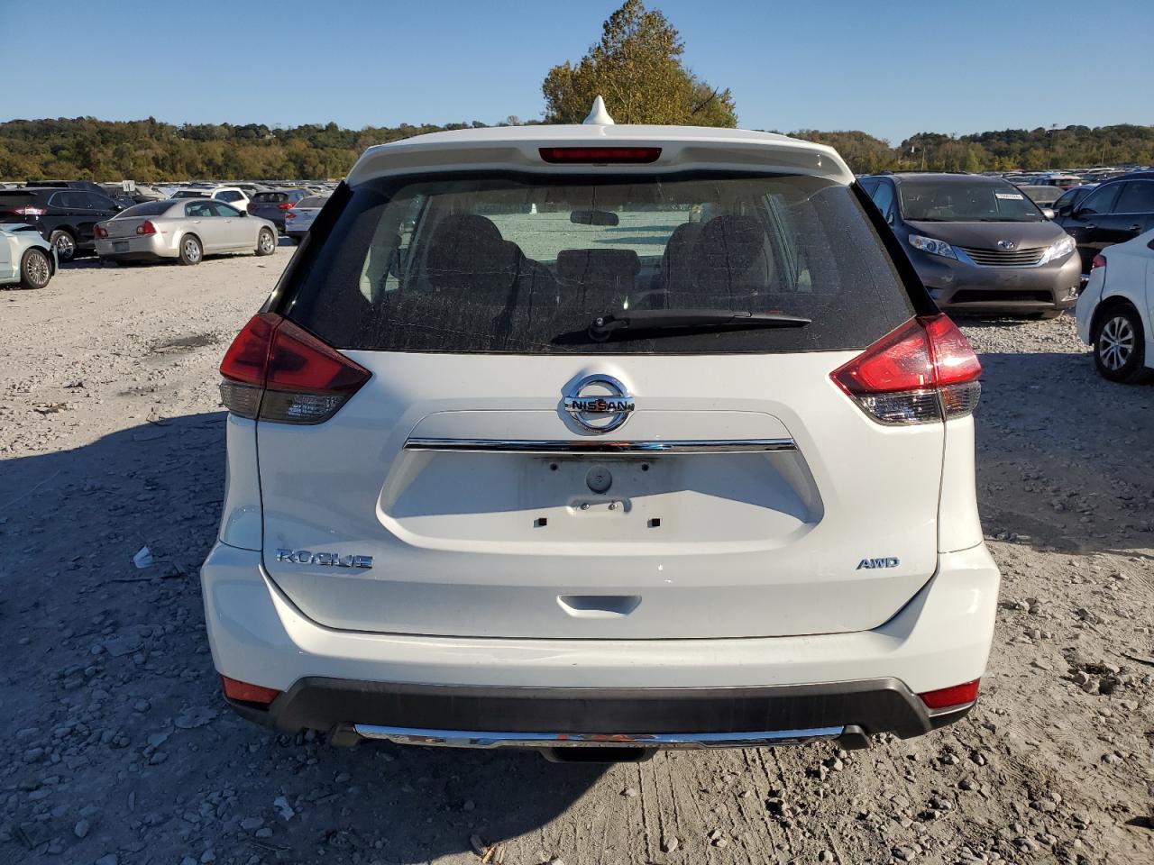 2017 Nissan Rogue VIN KNMAT2MV8HP619509 Copart auction photo, front end damage thumbnail 6