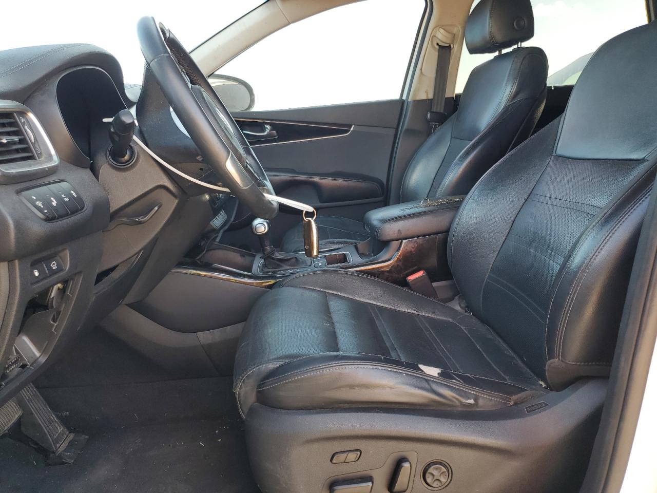 2018 KIA Sorento VIN 5XYPK4A58JG370571 Copart auction photo, front end / mechanical damage thumbnail 7