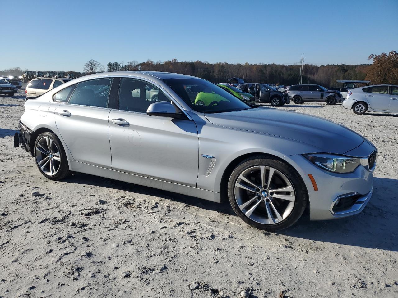 2018 BMW 4er VIN WBA4J1C5XJBG79390 Copart auction photo, rear end / minor dent/scratches damage thumbnail 4