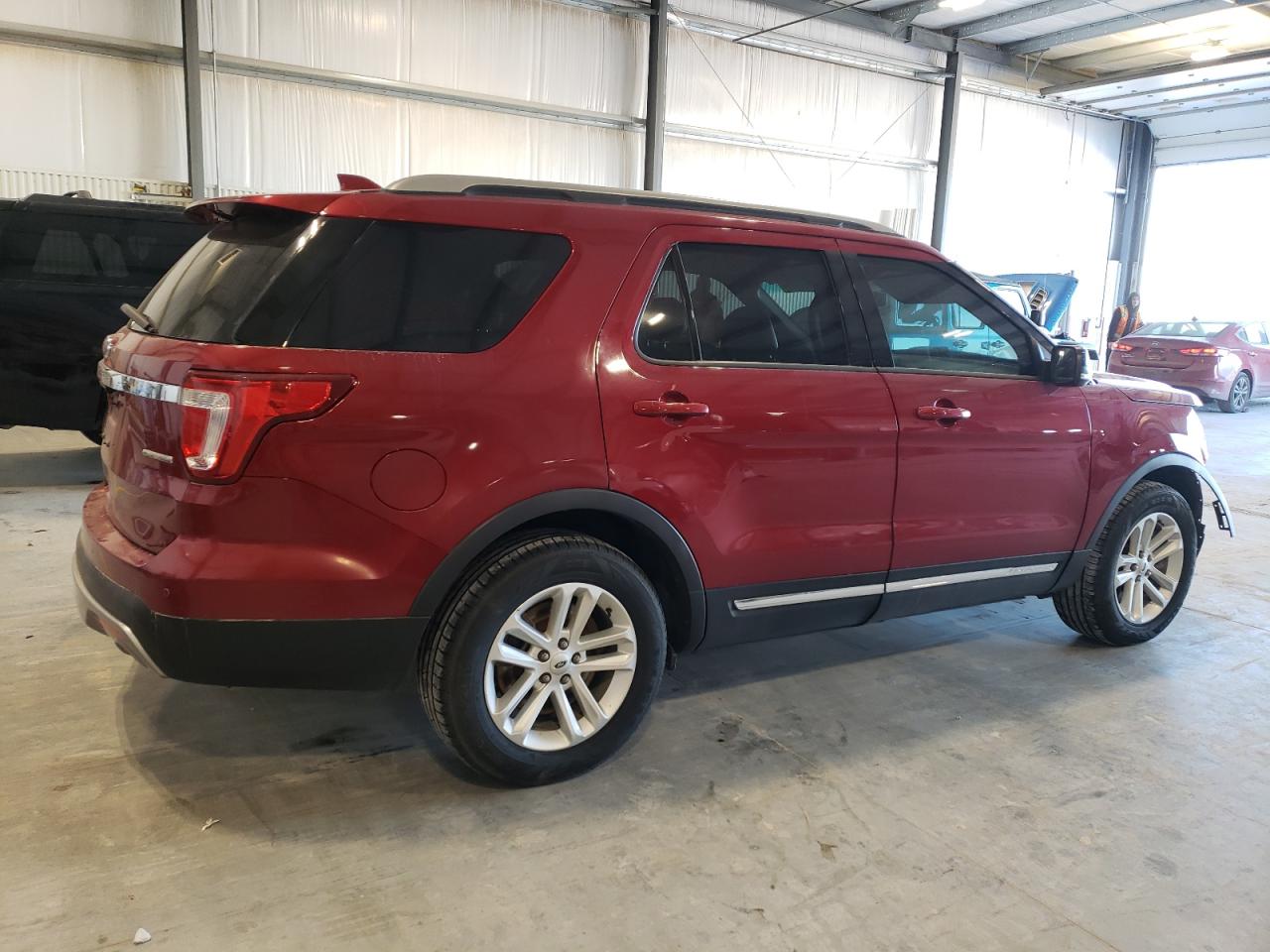 2016 Ford Explorer VIN 1FM5K7D80GGB04090 Copart auction photo, front end / rear end damage thumbnail 3