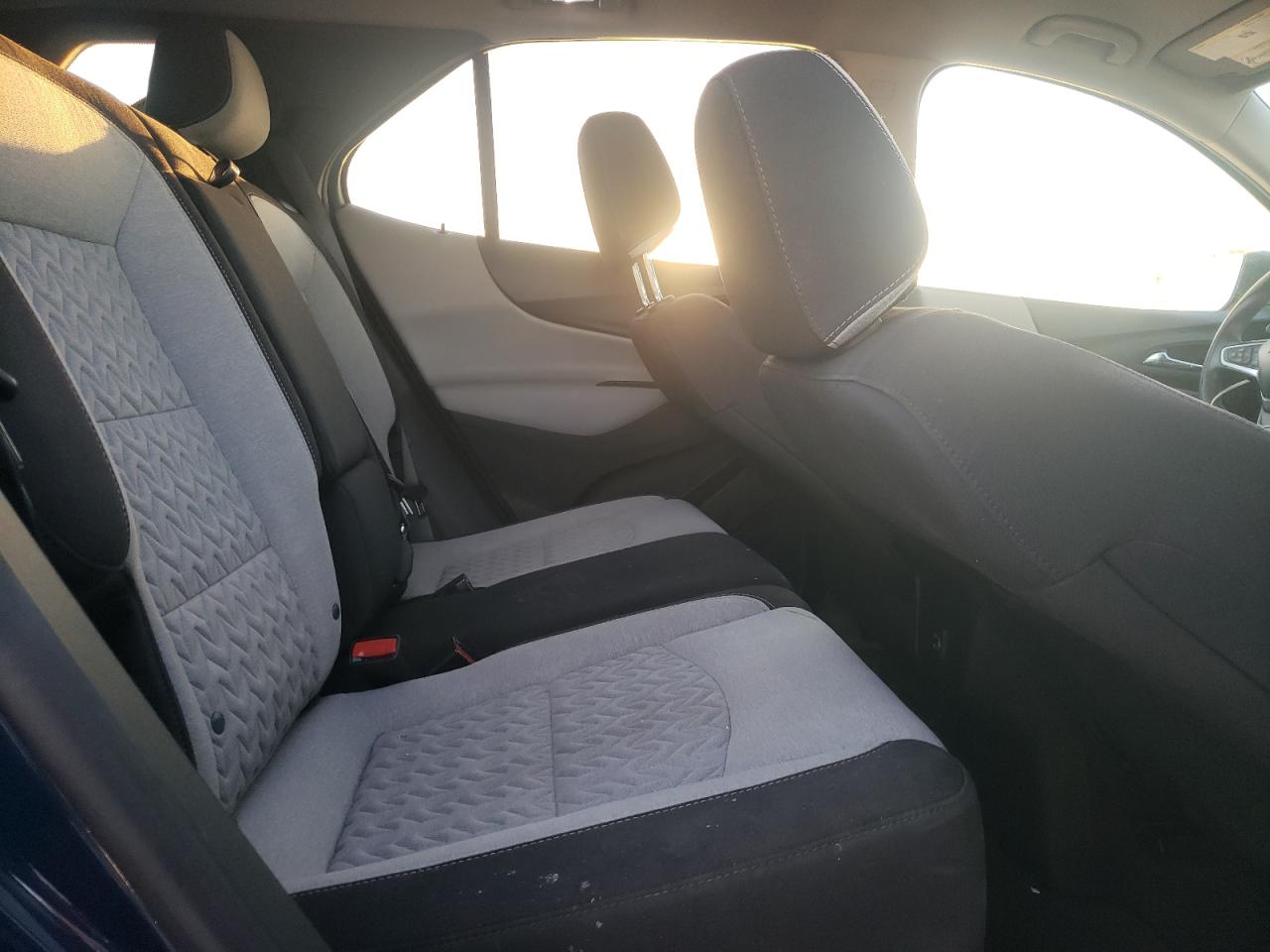 2022 Chevrolet Equinox VIN 3GNAXHEV4NS233034 Copart auction photo, minor dent/scratches damage thumbnail 11