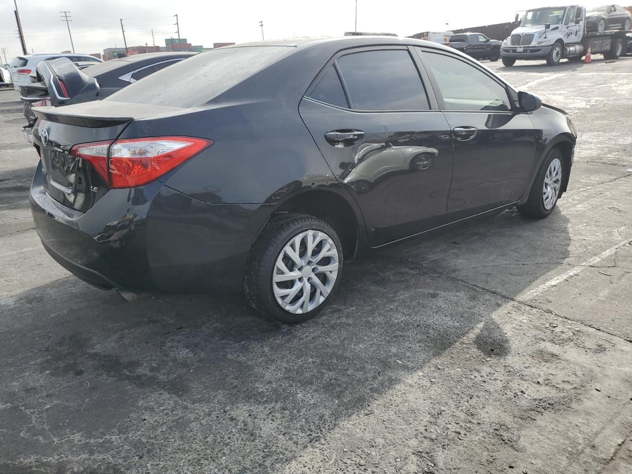 2015 Toyota Corolla VIN 5YFBURHE0FP193346 Copart auction photo, front end / minor dent/scratches damage thumbnail 3