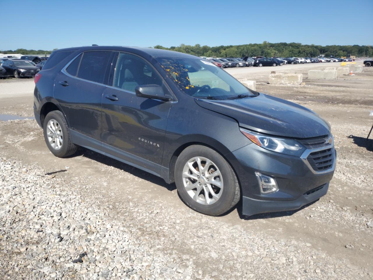 2018 Chevrolet Equinox VIN 2GNAXJEV1J6109819 Copart auction photo, side / front end damage thumbnail 4