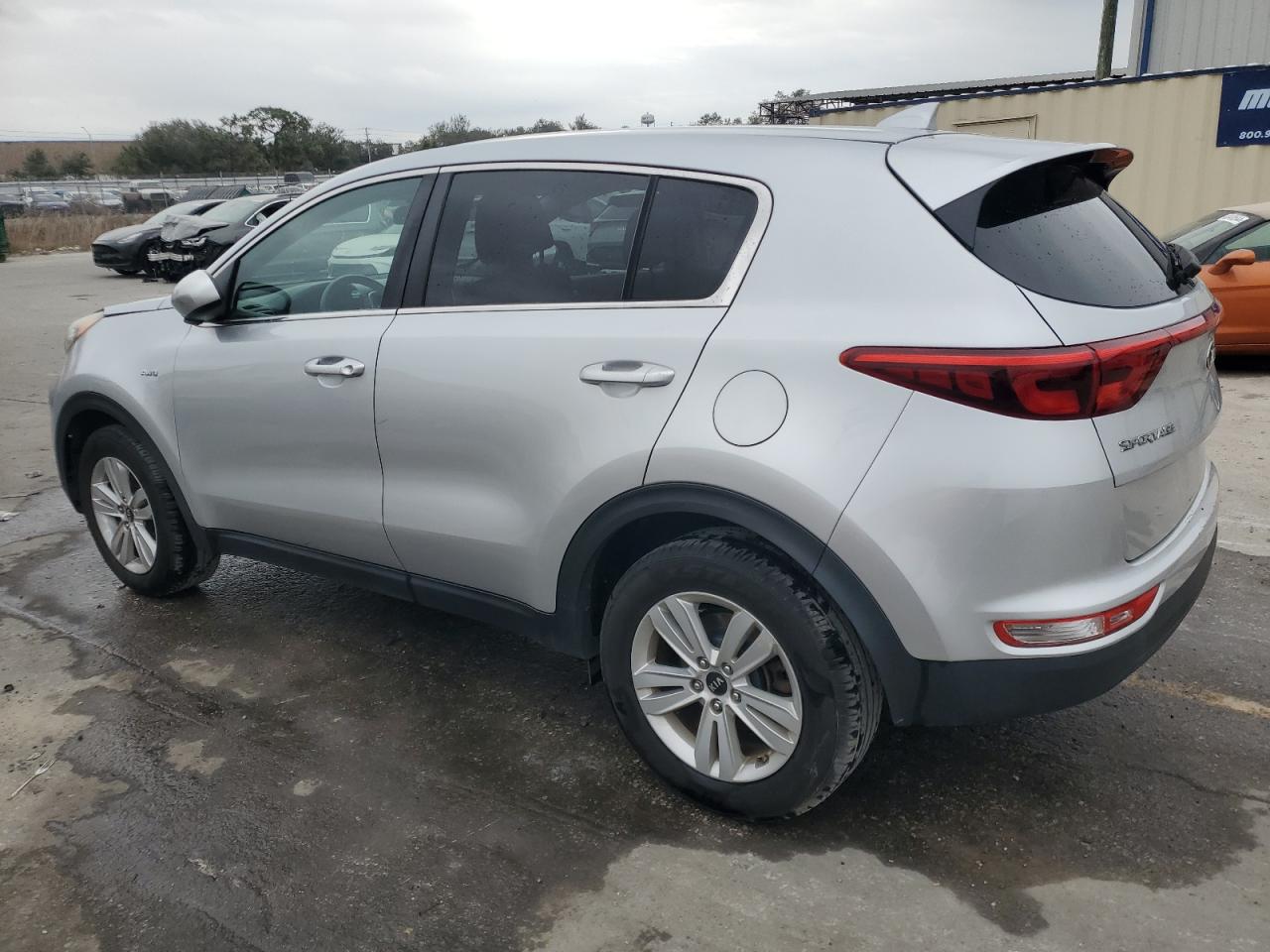 2017 KIA Sportage VIN KNDPMCAC0H7113513 Copart auction photo, front end / side damage thumbnail 2