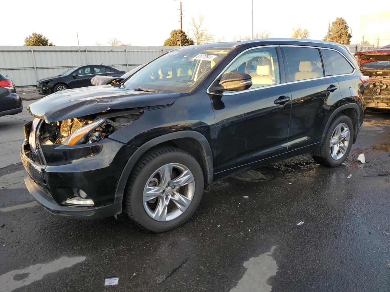 2015 Toyota Highlander VIN 5TDDKRFH4FS122458