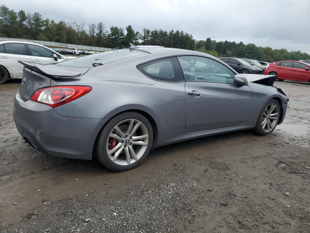2010 Hyundai Genesis VIN KMHHU6KH0AU031316 Copart auction photo, front end / minor dent/scratches damage thumbnail 3