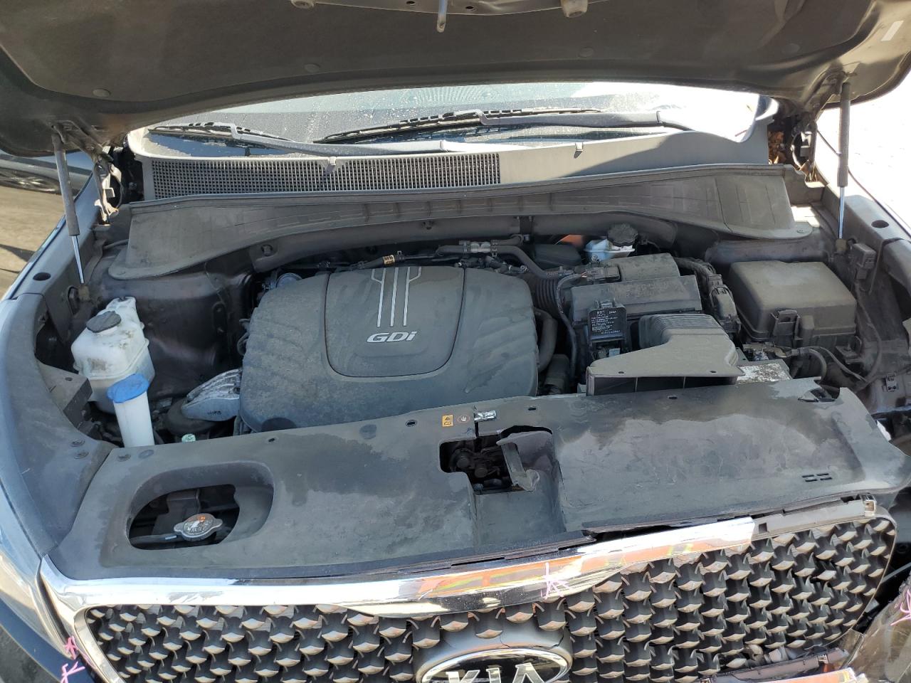 2017 KIA Sorento VIN 5XYPK4A58HG306797 Copart auction photo, front end / minor dent/scratches damage thumbnail 12