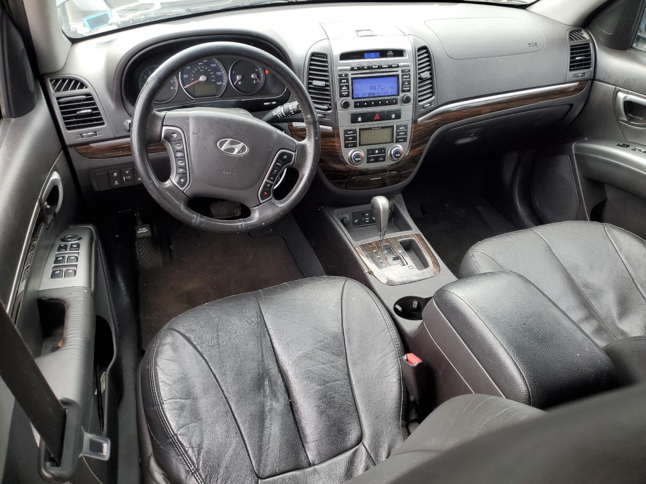 2010 Hyundai Santa Fe VIN 5NMSKDAG4AH388647 Copart auction photo, minor dent/scratches / normal wear damage thumbnail 8
