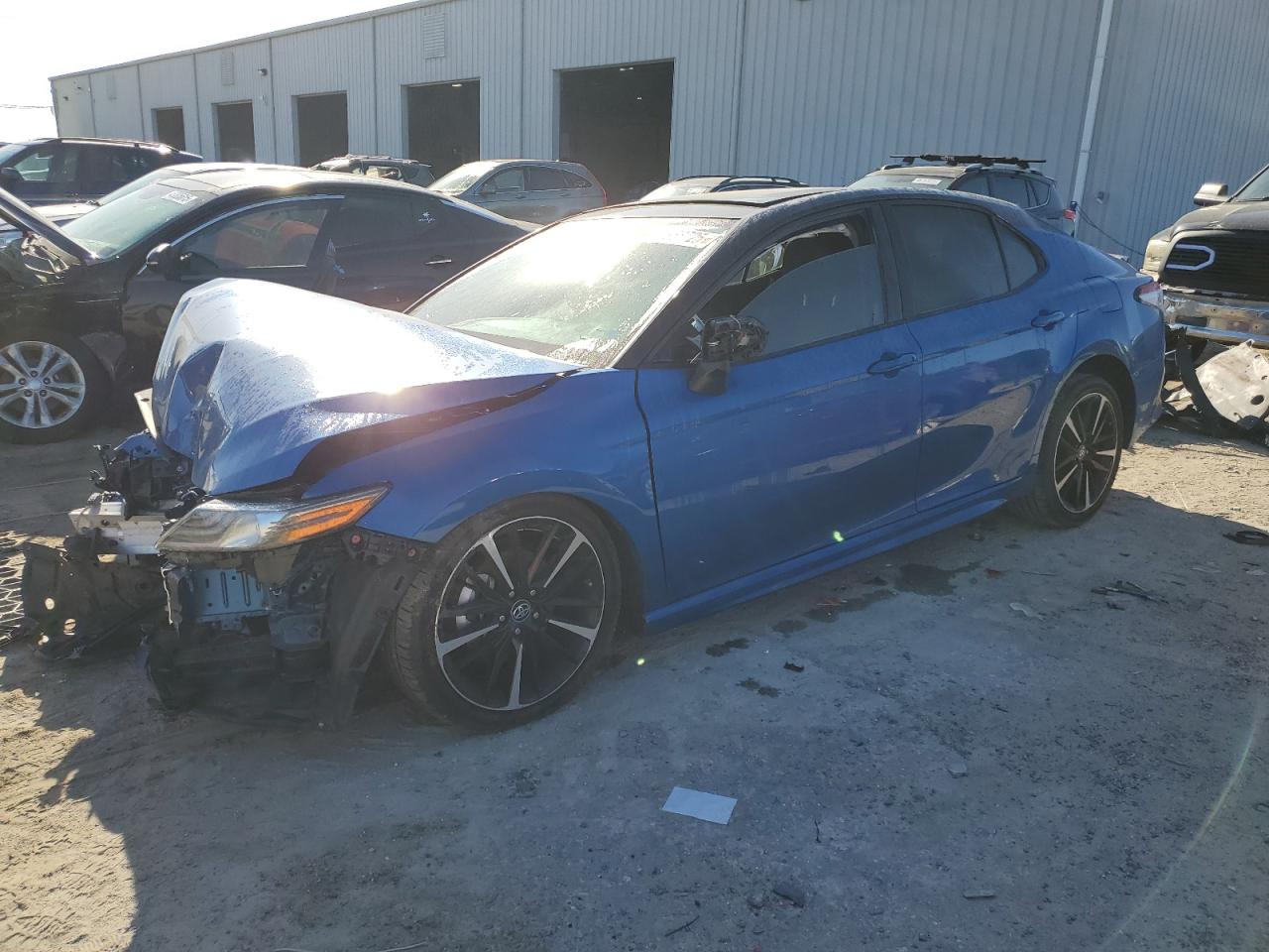 2019 Toyota Camry VIN 4T1B61HK8KU244523