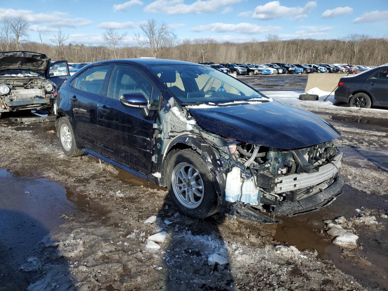 2021 Toyota Corolla VIN JTDEAMDE3MJ008898 Copart auction photo, front end / rear end damage thumbnail 4