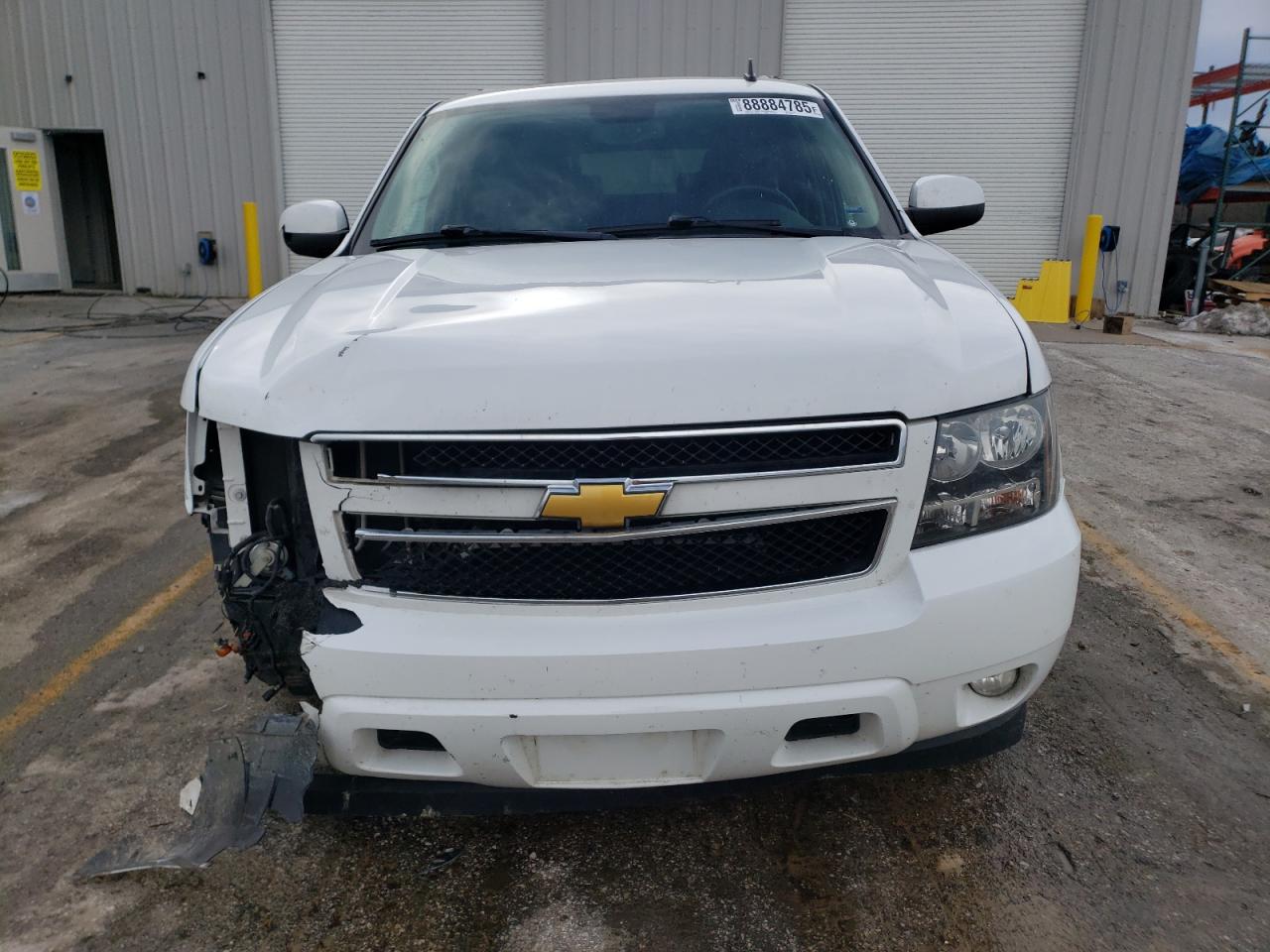 2013 Chevrolet Suburban VIN 1GNSCJE07DR245756 Copart auction photo, front end damage thumbnail 5