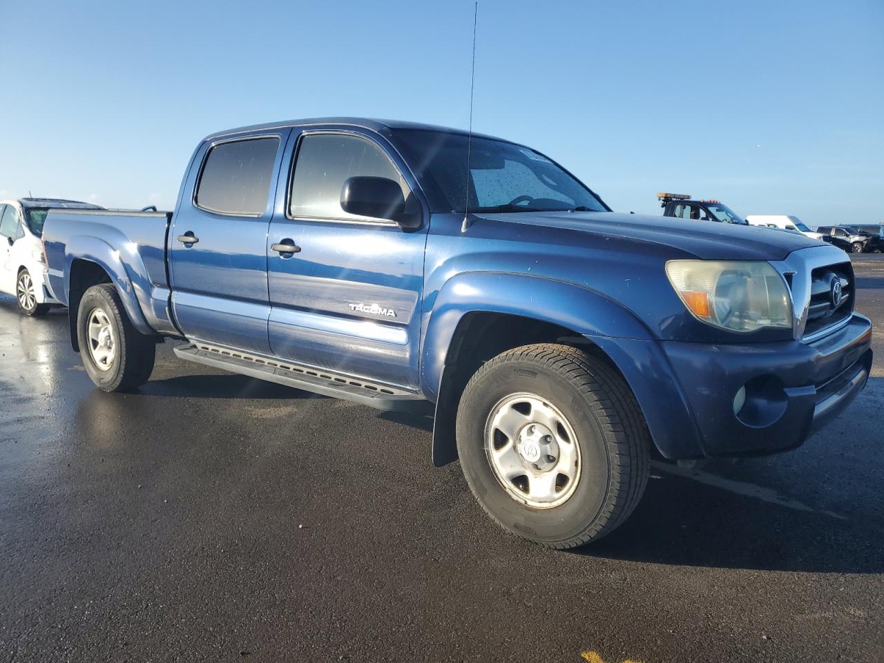 2007 Toyota Tacoma VIN 5TEKU72NX7Z393174 Copart auction photo, rear end damage thumbnail 4