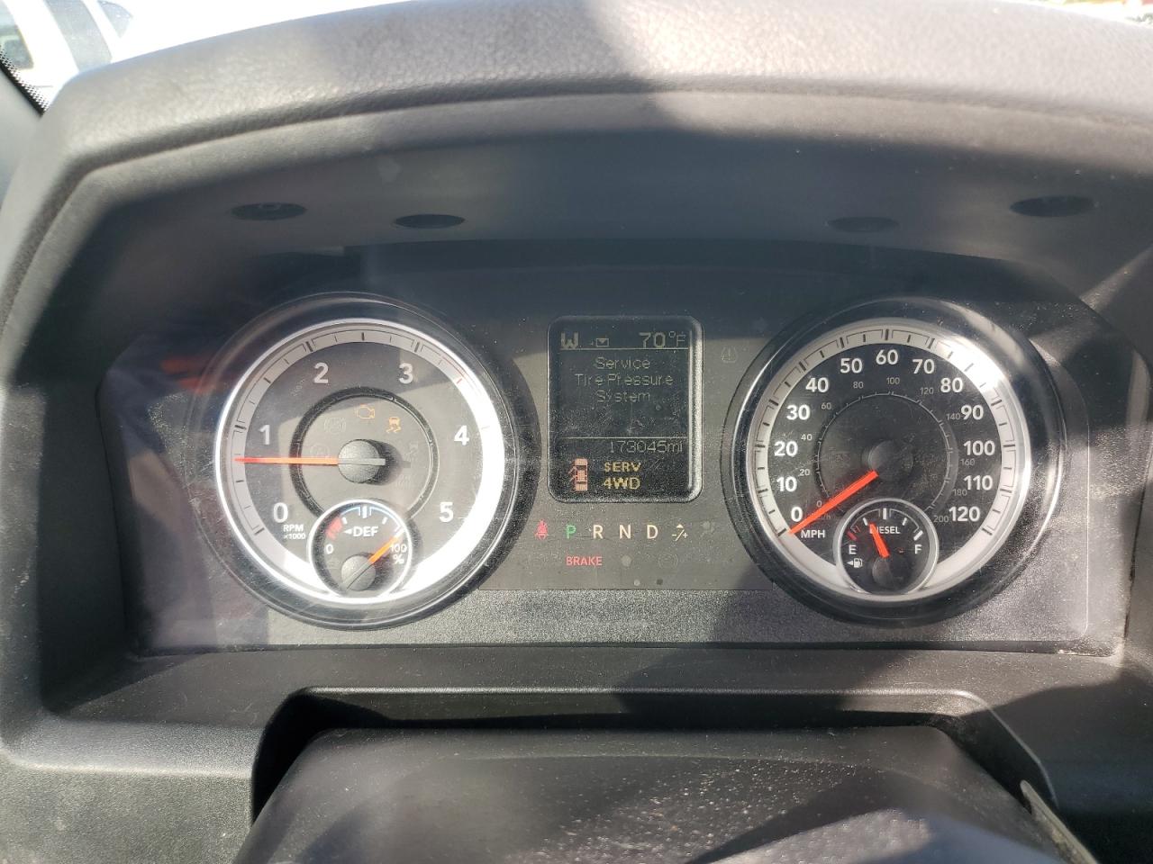 2015 RAM 3500 VIN 3C63RRGL0FG534246 Copart auction photo, front end / minor dent/scratches damage thumbnail 9