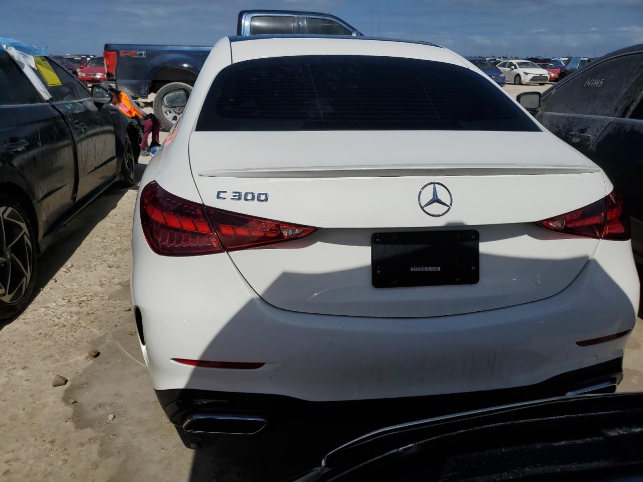 2022 Mercedes-Benz C-klasse VIN W1KAF4GBXNR046106 Copart auction photo, water/flood / minor dent/scratches damage thumbnail 6