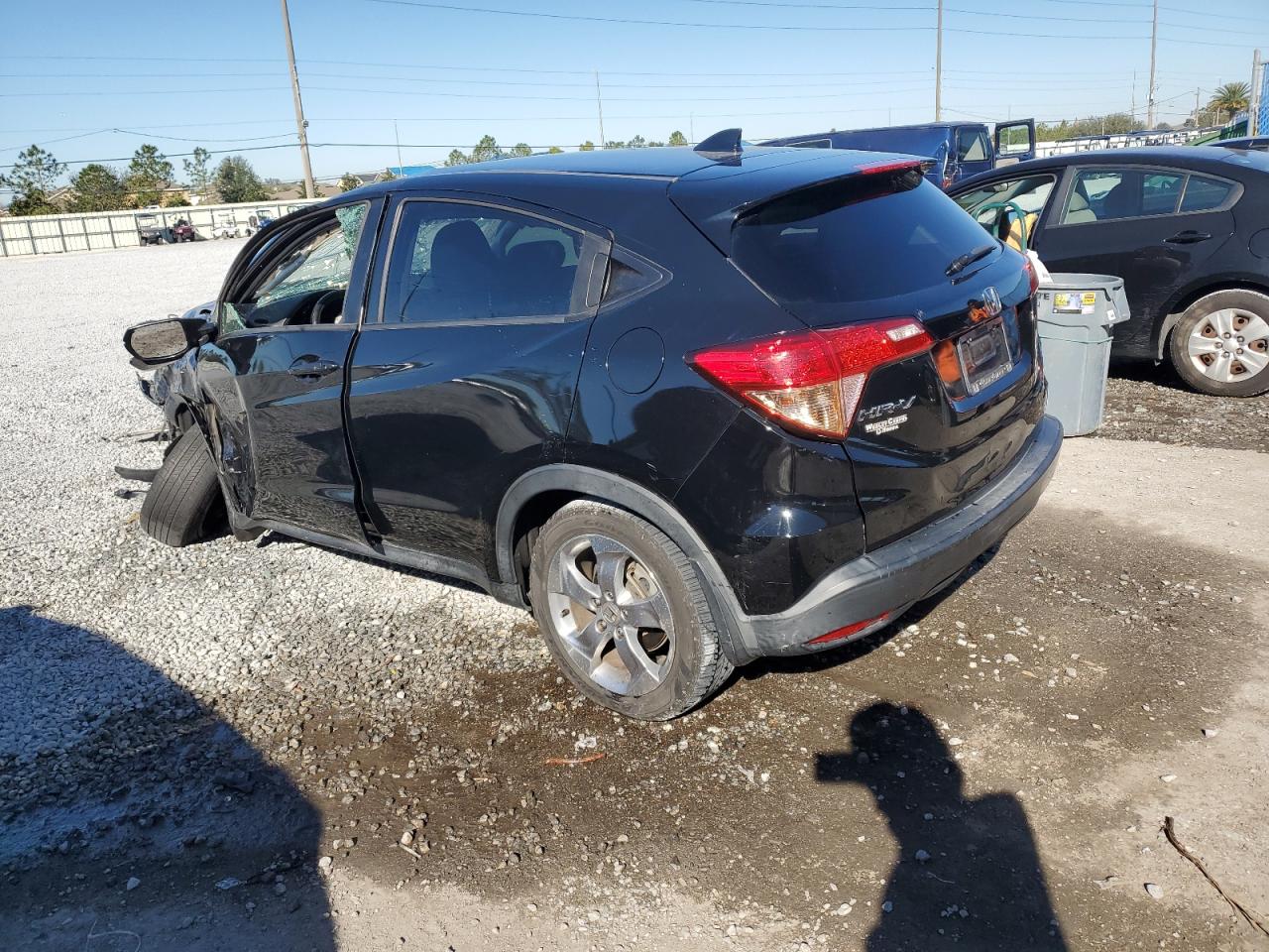 2017 Honda HR-V VIN 3CZRU5H54HM725452 Copart auction photo, front end / side damage thumbnail 2