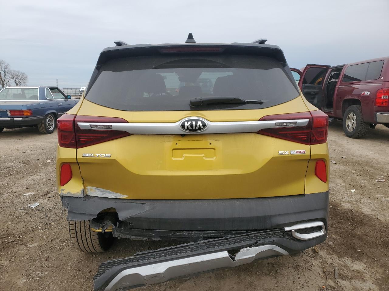 2021 KIA Seltos VIN KNDETCA26M7061560 Copart auction photo, front end damage thumbnail 6