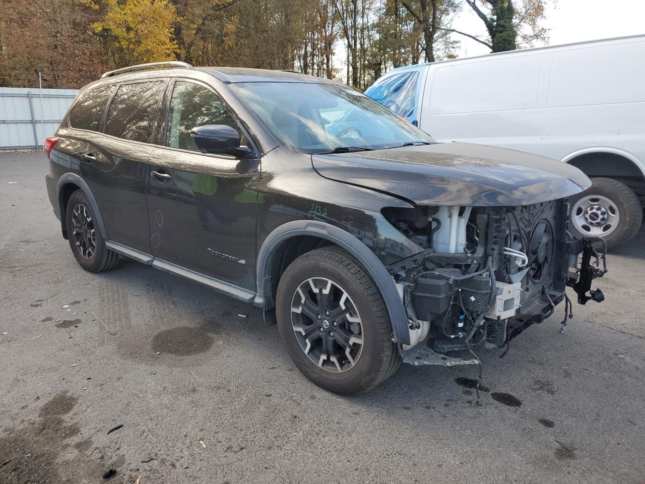 2020 Nissan Pathfinder VIN 5N1DR2CM4LC606837 Copart auction photo, front end damage thumbnail 4