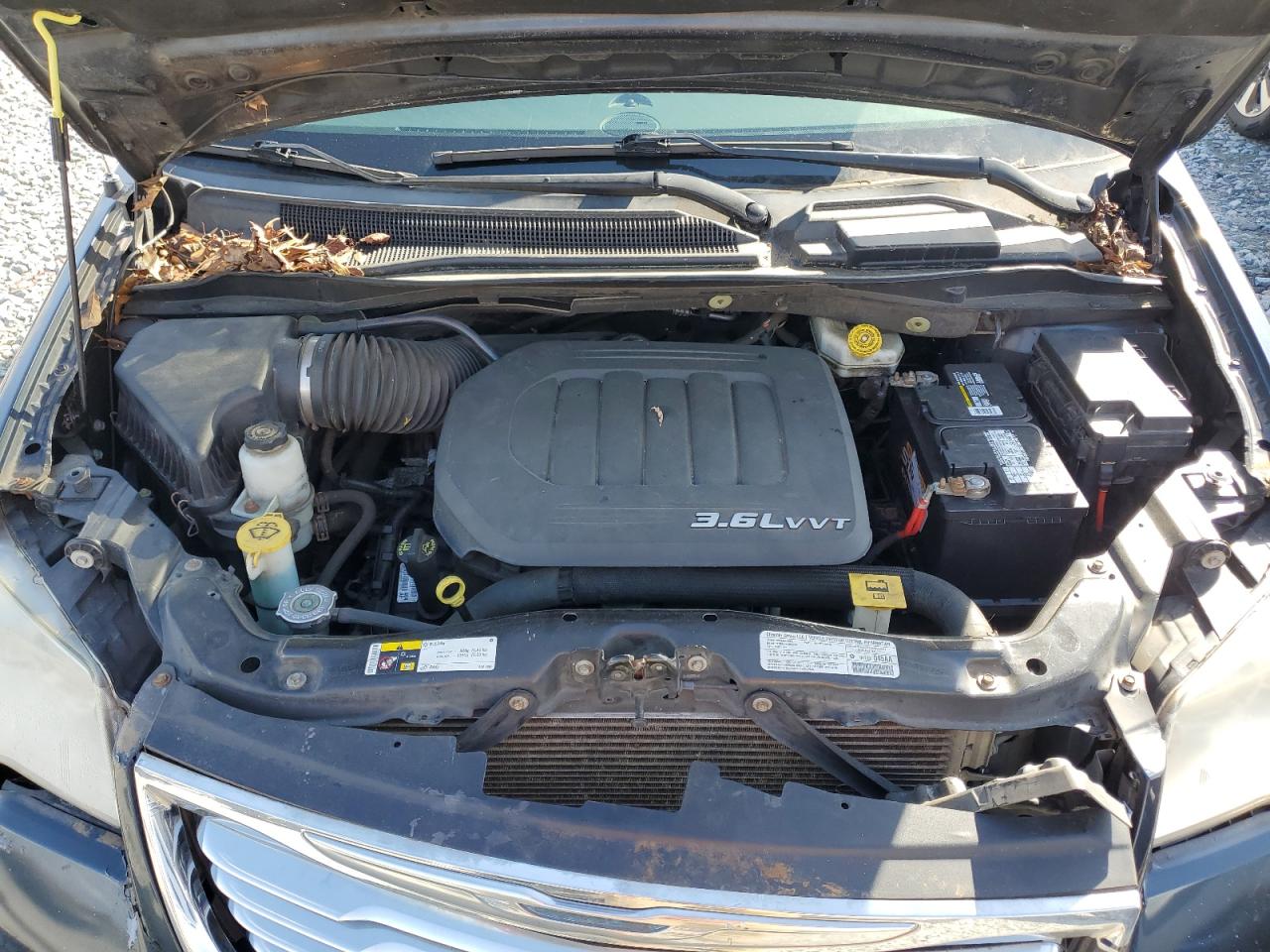 2013 Chrysler Town & Country VIN 2C4RC1BG6DR620863 Copart auction photo, front end damage thumbnail 12
