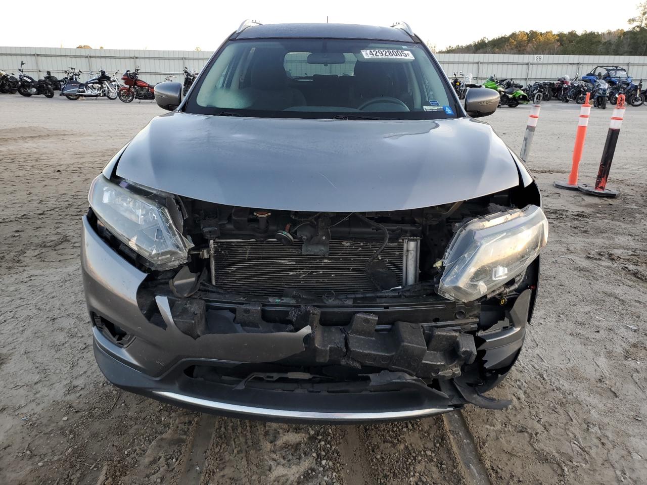 2016 Nissan Rogue VIN 5N1AT2MT6GC899057 Copart auction photo, front end / rear end damage thumbnail 5