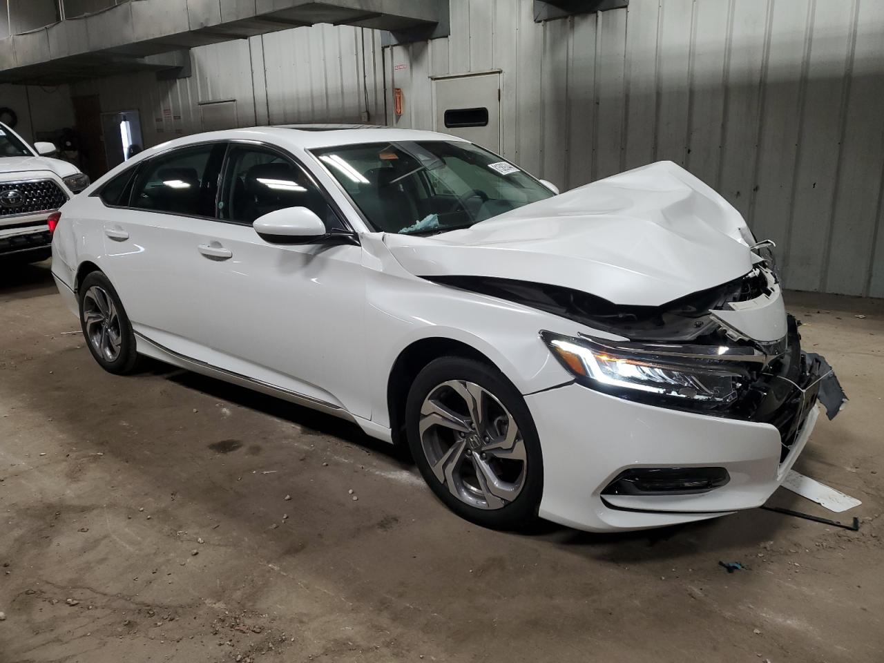 2018 Honda Accord VIN 1HGCV1F40JA197022 Copart auction photo, front end damage thumbnail 4