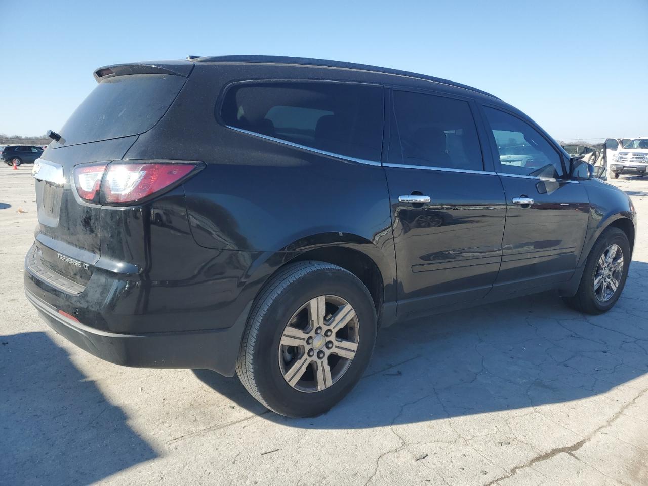 2016 Chevrolet Traverse VIN 1GNKVHKD1GJ327995 Copart auction photo, minor dent/scratches damage thumbnail 3