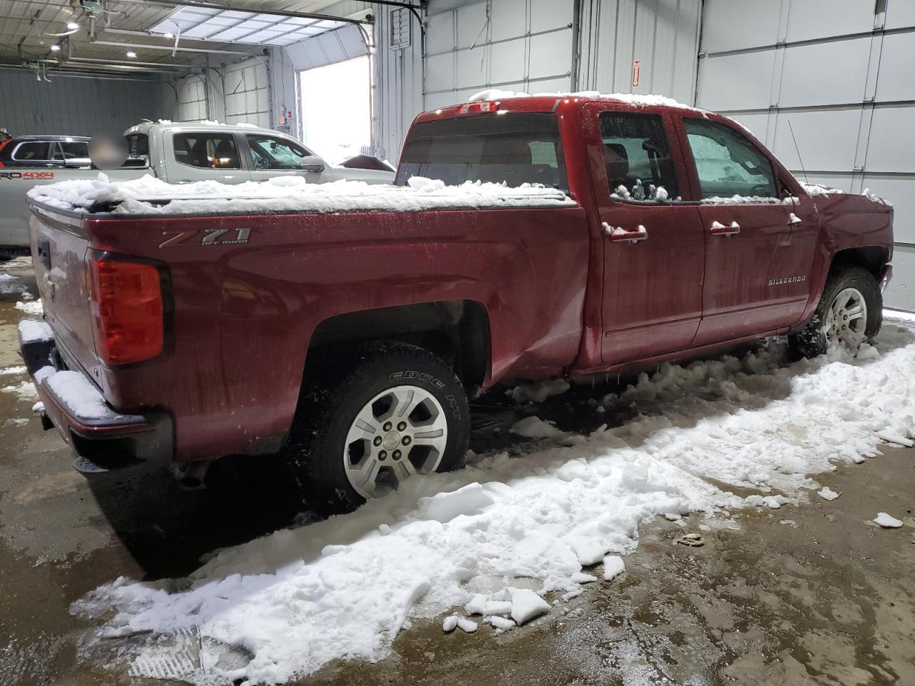 2018 Chevrolet Silverado VIN 1GCVKREC6JZ369515 Copart auction photo, front end / rear end damage thumbnail 3
