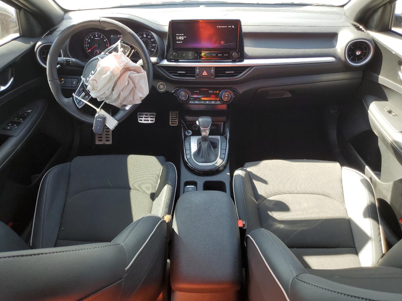 2024 KIA Forte VIN 3KPF54AD2RE775828 Copart auction photo, front end damage thumbnail 8