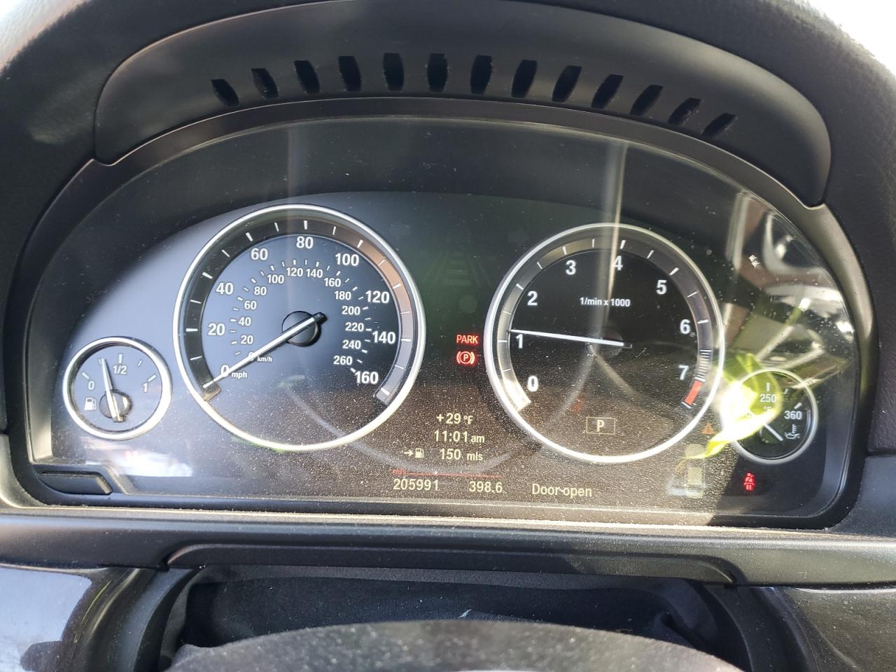 2011 BMW 5er VIN WBAFU7C57BDU55239 Copart auction photo, front end / minor dent/scratches damage thumbnail 9