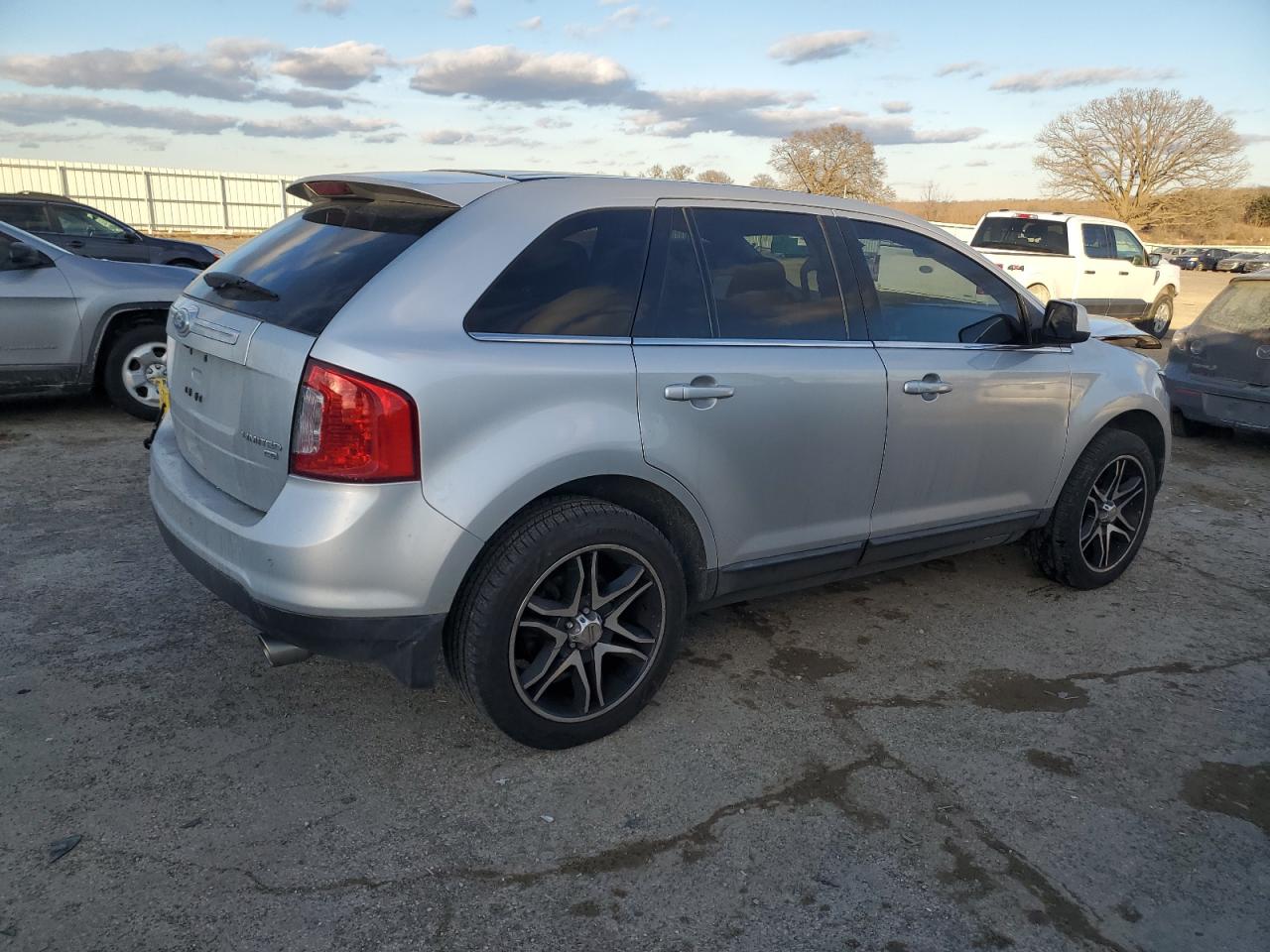 2011 Ford Edge VIN 2FMDK4KC5BBA68348 Copart auction photo, front end damage thumbnail 3