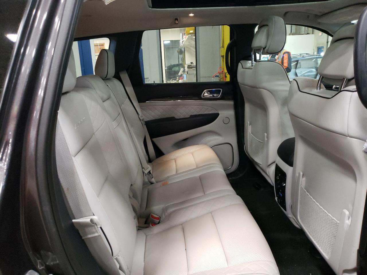 2017 Jeep Grand Cherokee VIN 1C4RJFJG3HC762882 Copart auction photo, side damage thumbnail 11