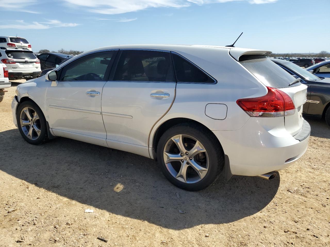 2010 Toyota Venza VIN 4T3ZK3BB4AU020508 Copart auction photo, front end damage thumbnail 2