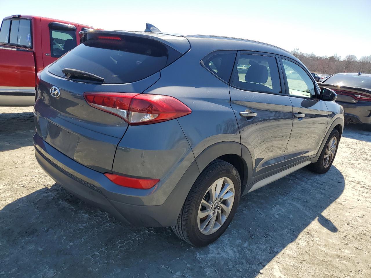 2018 Hyundai Tucson VIN KM8J33A41JU615936 Copart auction photo, mechanical damage thumbnail 3