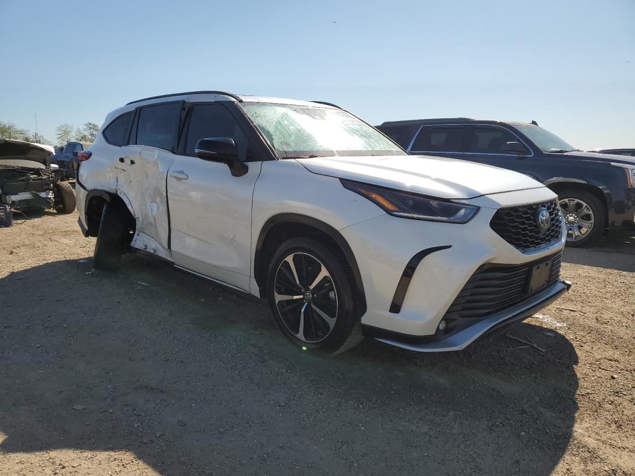 2021 Toyota Highlander VIN 5TDJZRBH3MS068586 Copart auction photo, side damage thumbnail 4