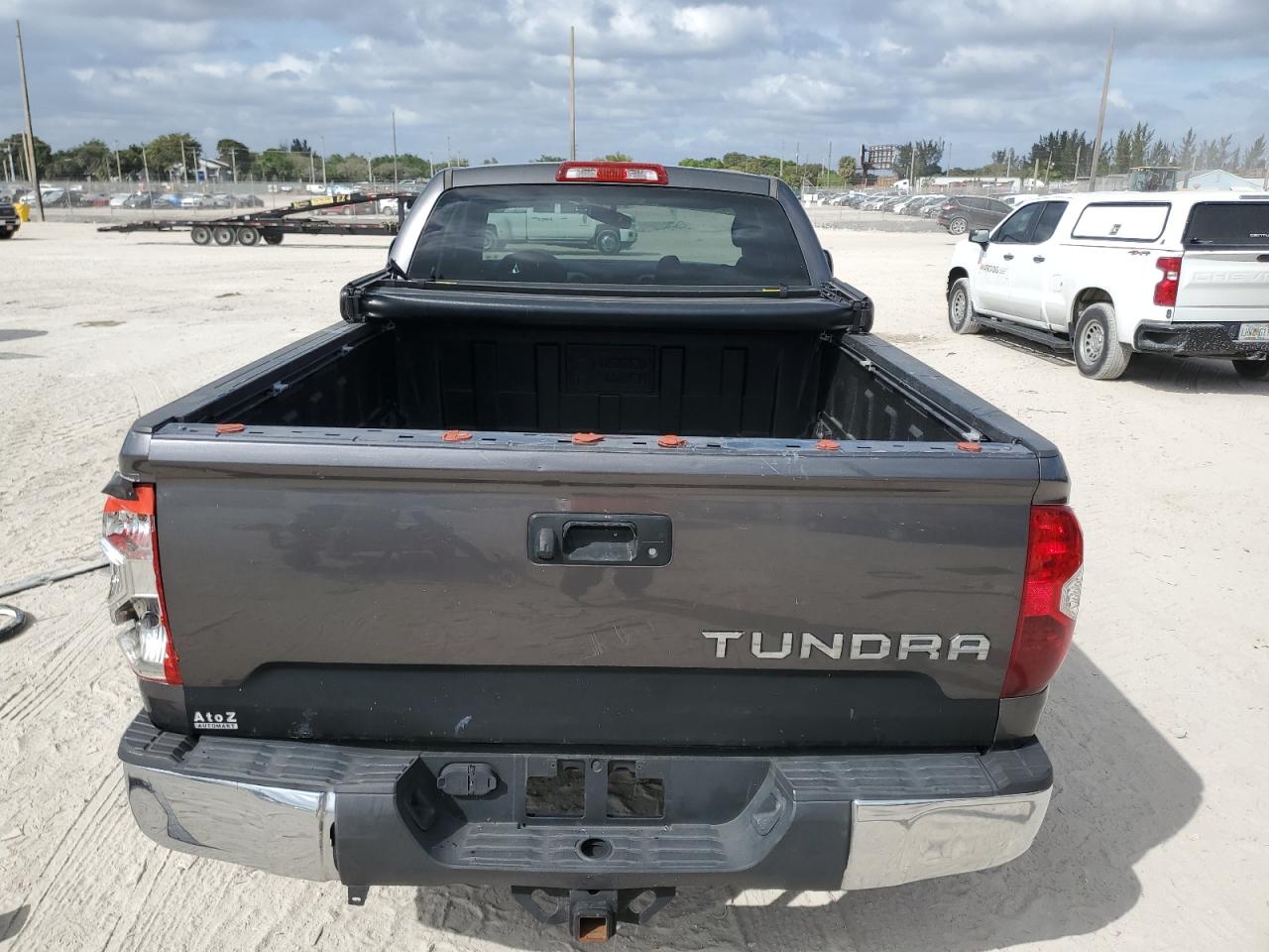 2014 Toyota Tundra VIN 5TFRM5F19EX074749 Copart auction photo, front end / minor dent/scratches damage thumbnail 6