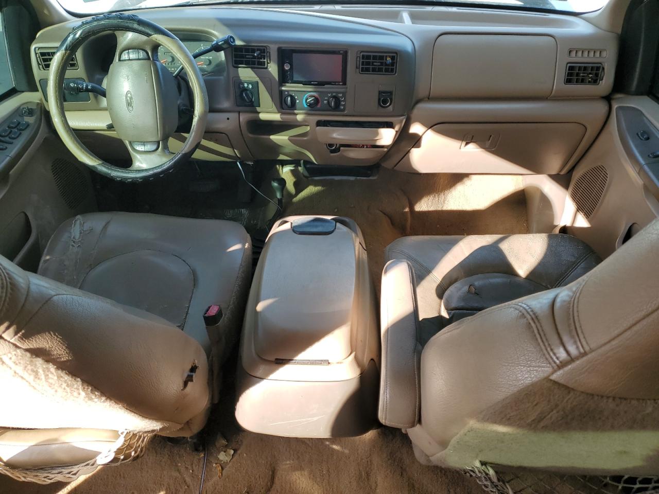 2002 Ford F350 VIN 1FDWW36F42EC71814 Copart auction photo, front end / minor dent/scratches damage thumbnail 8
