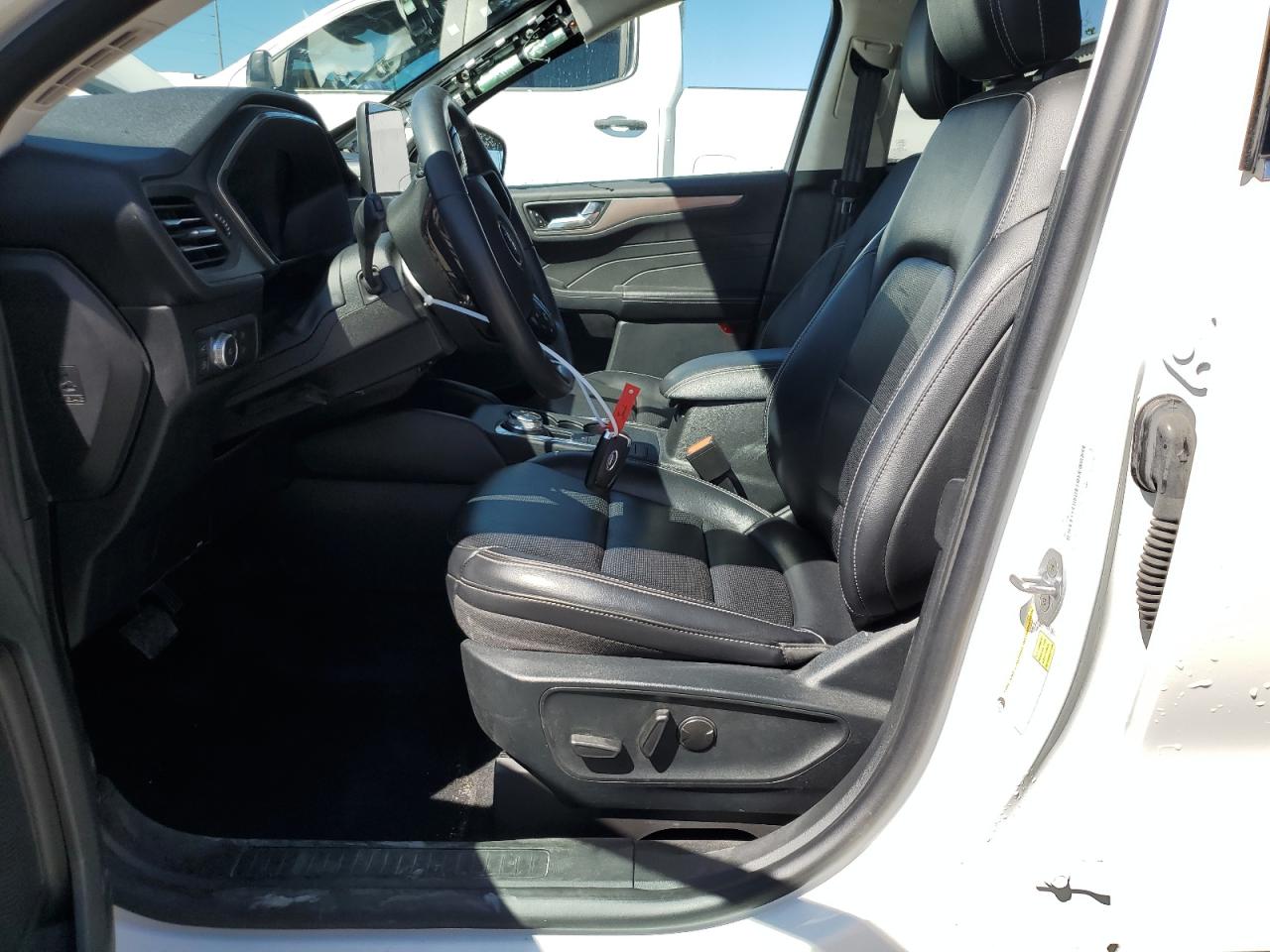 2021 Ford Escape VIN 1FMCU0DZ5MUB04522 Copart auction photo, rear end damage thumbnail 7