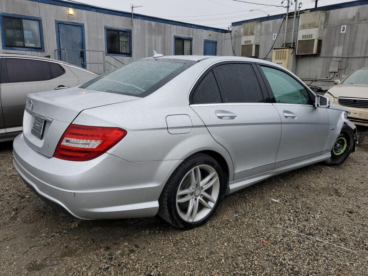 2012 Mercedes-Benz C-klasse VIN WDDGF4HB2CR203813 Copart auction photo, front end damage thumbnail 3