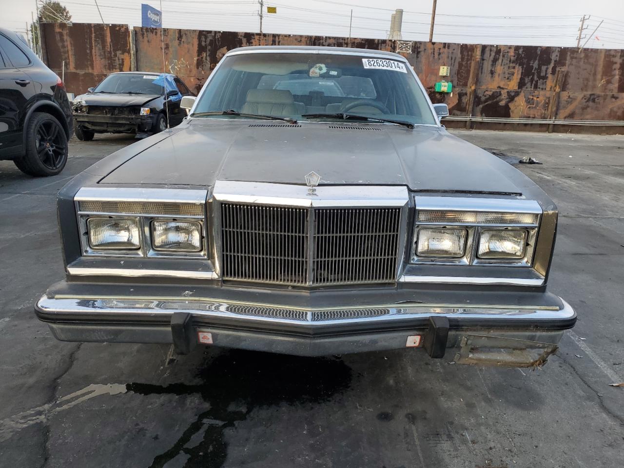 1987 Chrysler Fifth Avenue VIN 1C3BF66P7HW121393 Copart auction photo, mechanical / minor dent/scratches damage thumbnail 5