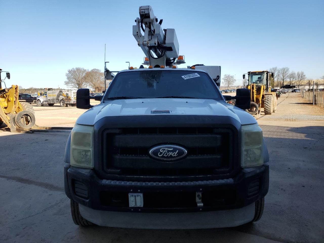 2011 Ford F450 VIN 1FDUF4GY1BEB26985 Copart auction photo, normal wear damage thumbnail 5