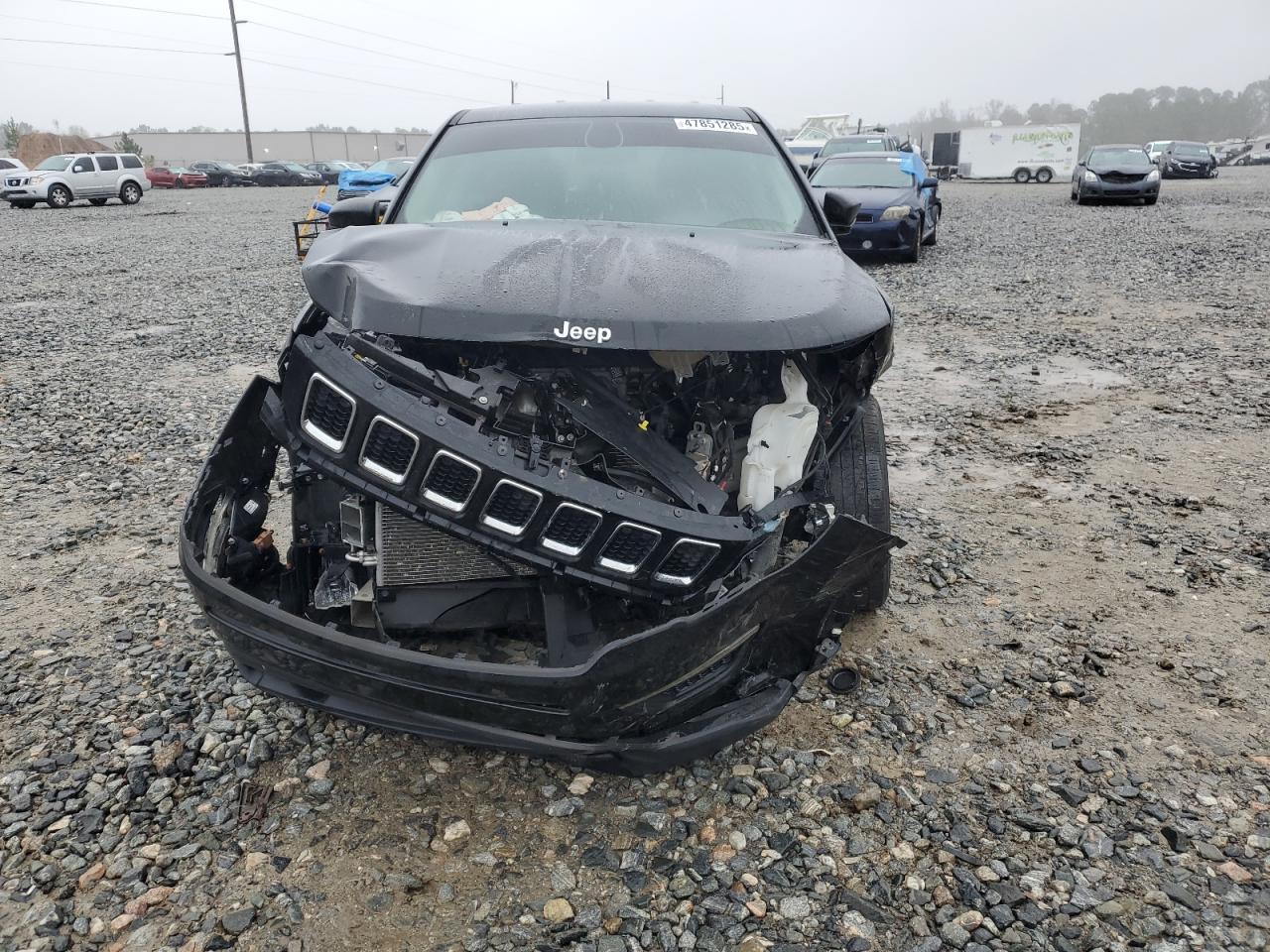 2019 Jeep Compass VIN 3C4NJCAB1KT850956 Copart auction photo, front end damage thumbnail 5