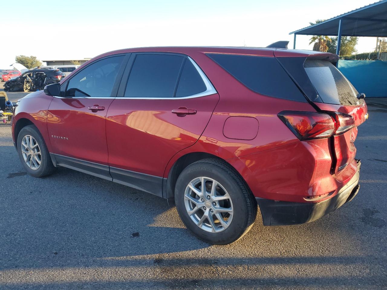 2022 Chevrolet Equinox VIN 3GNAXUEV3NL226093 Copart auction photo, rear end damage thumbnail 2