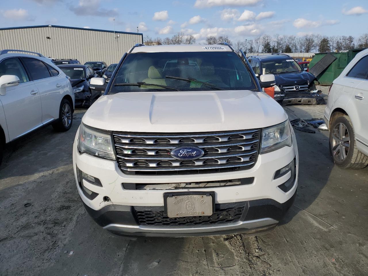 2017 Ford Explorer VIN 1FM5K8F87HGB19027 Copart auction photo, front end damage thumbnail 5