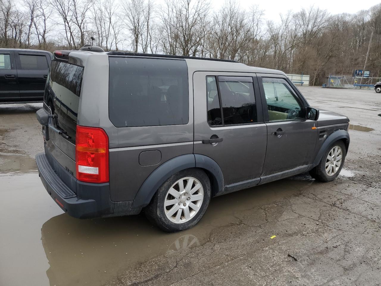 2006 Land Rover LR3 VIN SALAE25426A371444 Copart auction photo, front end damage thumbnail 3