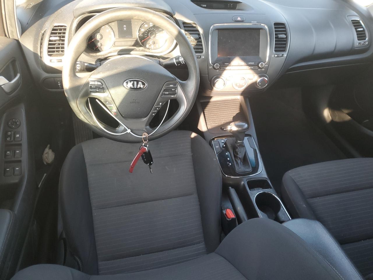 2018 KIA Forte VIN 3KPFL4A74JE192018 Copart auction photo, rear end / front end damage thumbnail 8