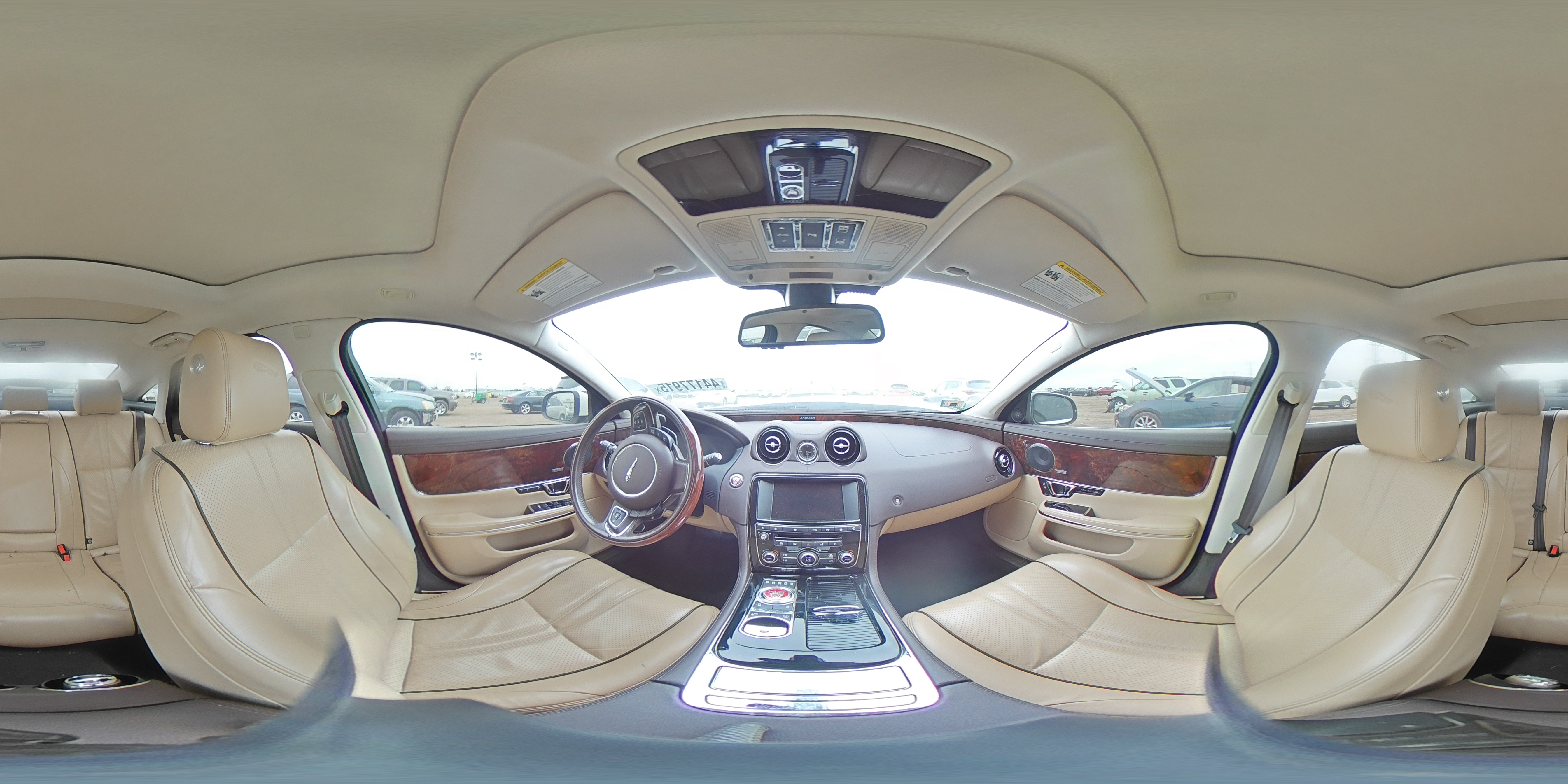 2016 Jaguar XJ VIN SAJWJ1CD9G8V92958 Copart auction photo, front end / rear end damage thumbnail 12