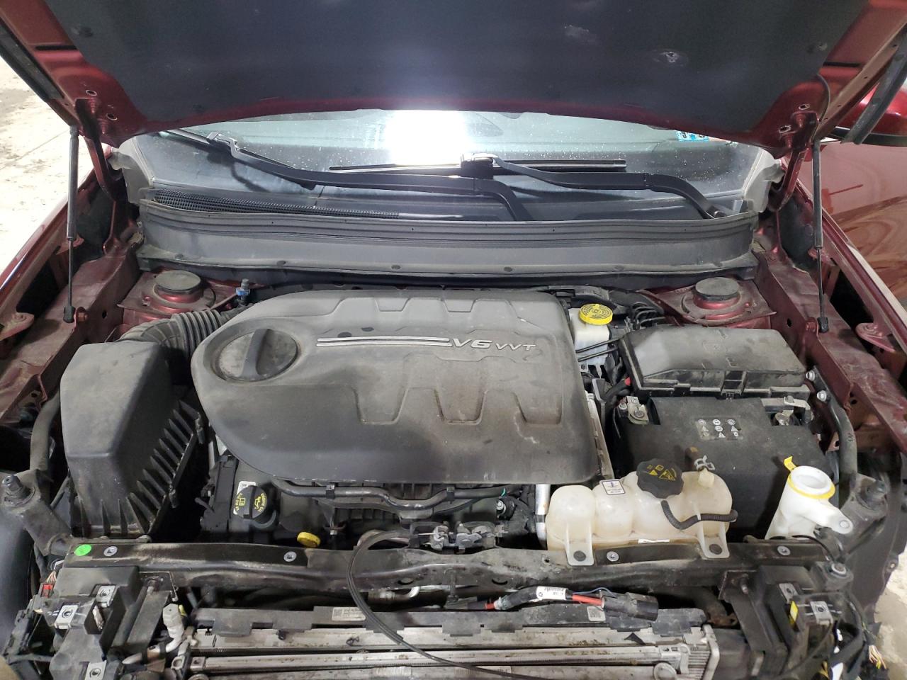 2019 Jeep Grand Cherokee VIN 1C4PJMLX8KD125819 Copart auction photo, front end damage thumbnail 13