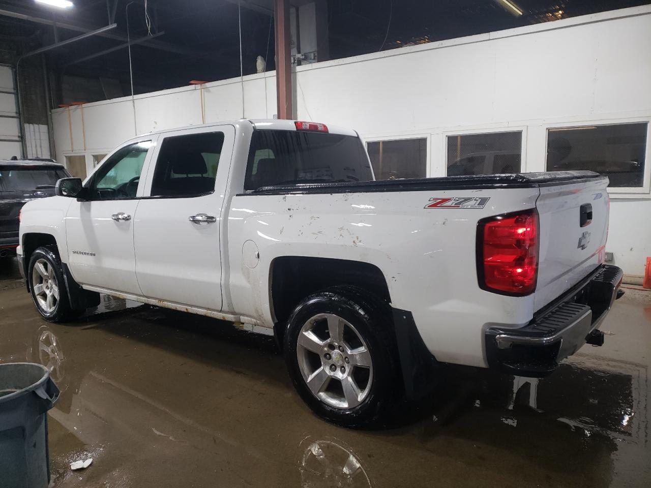 2014 Chevrolet Silverado VIN 3GCUKREC9EG210277 Copart auction photo, mechanical / minor dent/scratches damage thumbnail 2