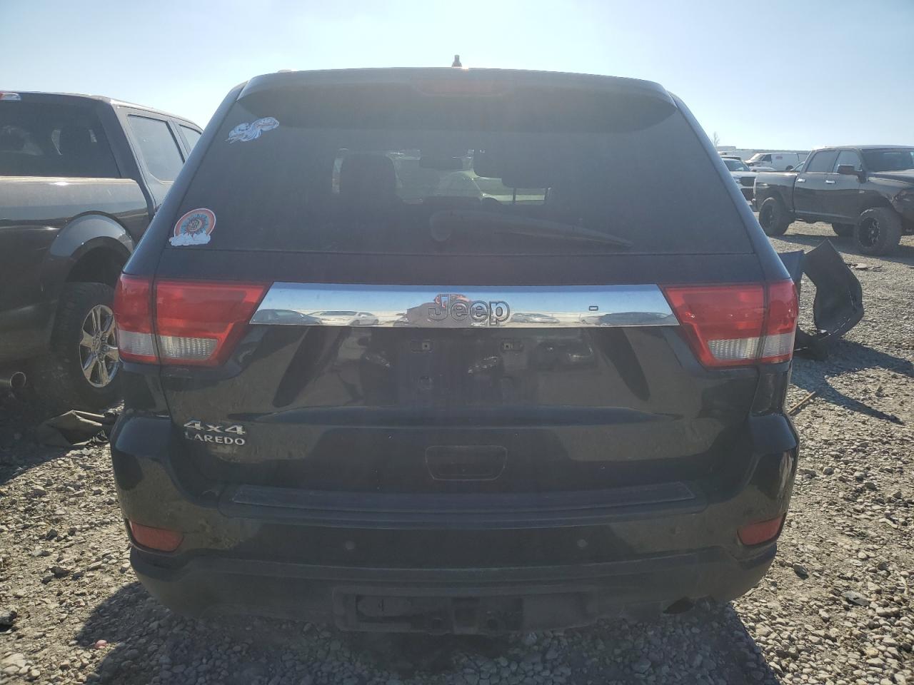 2011 Jeep Grand Cherokee VIN 1J4RR4GG9BC602172 Copart auction photo, front end damage thumbnail 6